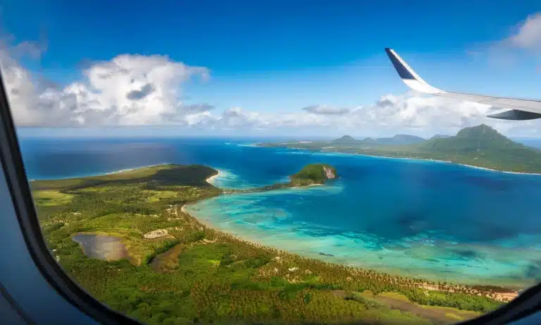 Vol Flight Canada Antilles Martinique Guadeloupe